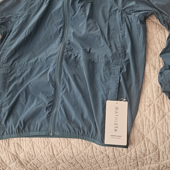 ATHLETA superset jacket new with tags XS, green - Picture 3 of 7